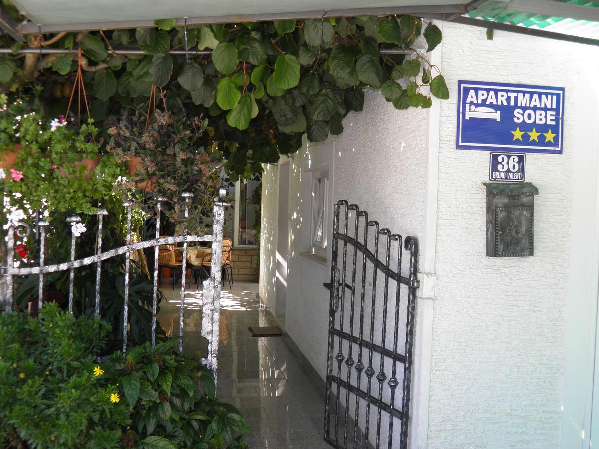 Apartment Mira Poreč Dış mekan fotoğraf